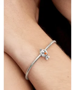 Alternative view of Disney Frozen Olaf Charm