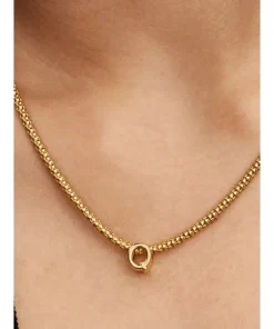 Alternative view of Letter Q Alphabet Charm