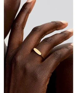 Alternative view of Engravable Bar Ring