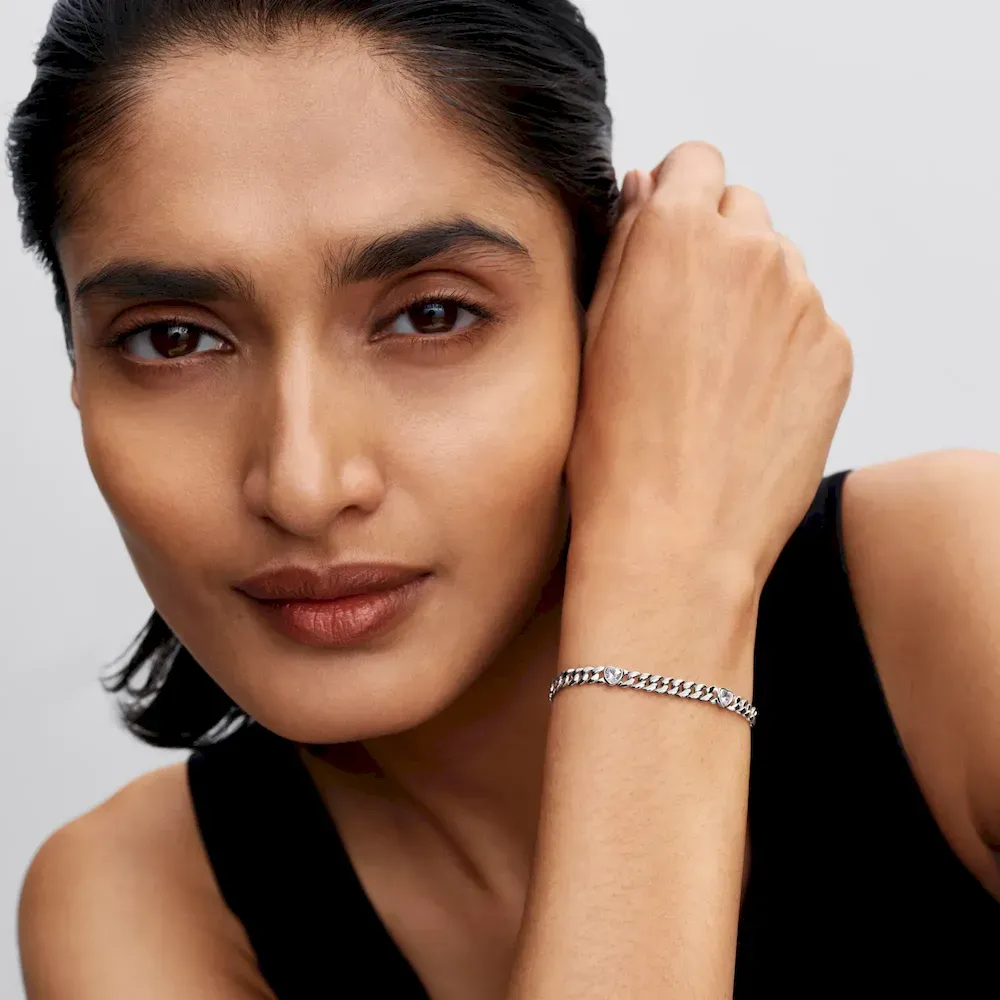 Heart Cuban Chain Bracelet - Image 3