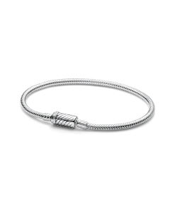 Easy-Close Magnetic Clasp Snake Chain Bracelet