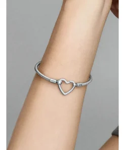 Alternative view of Pandora Moments Heart Closure Snake Chain Bracelet