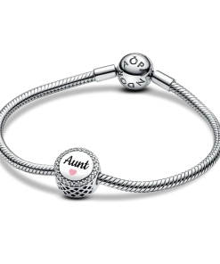 Alternative view of Aunt Charm